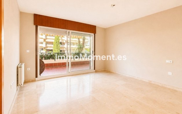 Resale - Apartment - Marbella - Marbella Centro