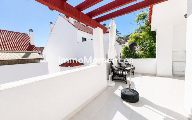 Revente - Appartement - Marbella - Nueva Andalucía
