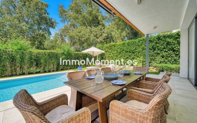 Wiederverkauf - Freistehende Villa - Estepona  - Estepona Centro