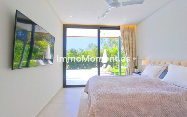 Wiederverkauf - Freistehende Villa - Estepona  - Estepona Centro