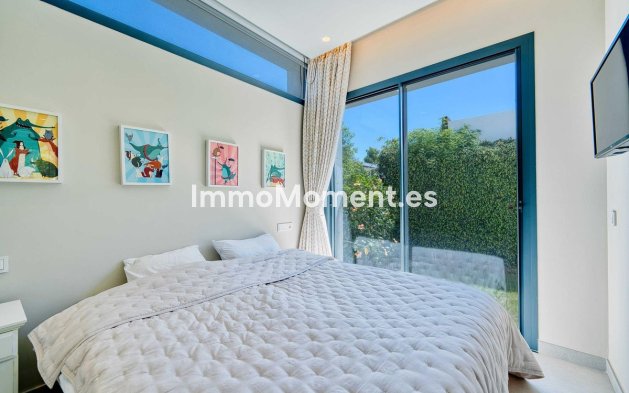 Wiederverkauf - Freistehende Villa - Estepona  - Estepona Centro