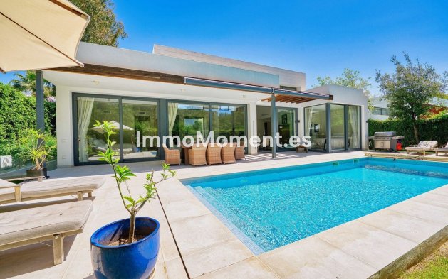 Wiederverkauf - Freistehende Villa - Estepona  - Estepona Centro