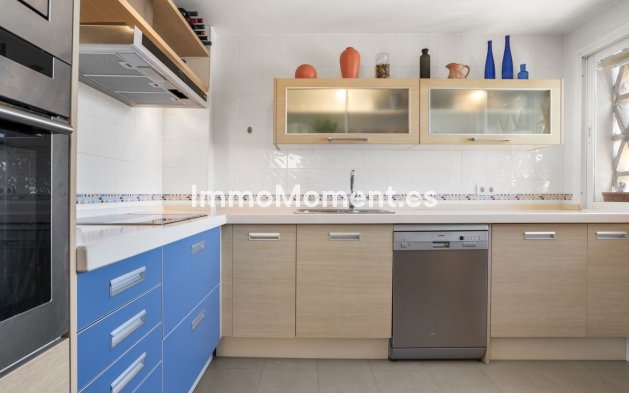 Resale - Apartment - Fuengirola - Fuengirola Centro