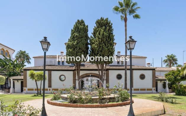 Resale - Apartment - Fuengirola - Fuengirola Centro