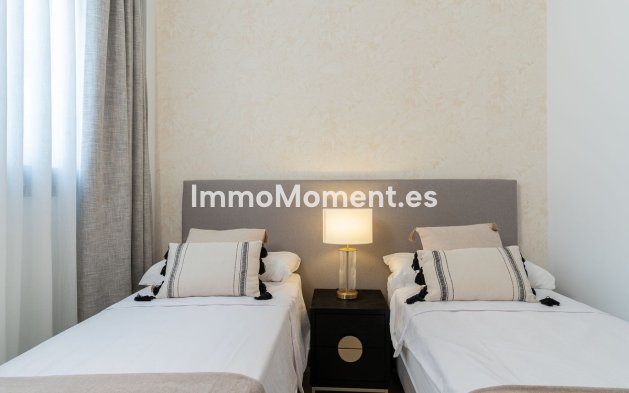 Resale - Apartment - Fuengirola - Fuengirola Centro