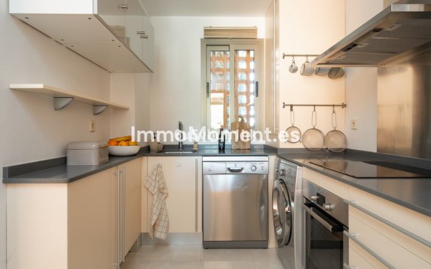 Reventa - Apartamento - Estepona  - Estepona Centro