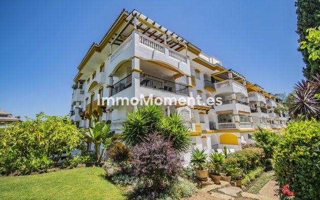 Revente - Appartement - Marbella - Nueva Andalucía
