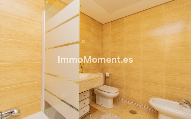 Revente - Appartement - Marbella - Nueva Andalucía