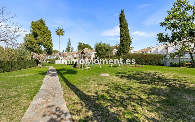 Reventa - Adosado - Estepona  - Estepona Centro