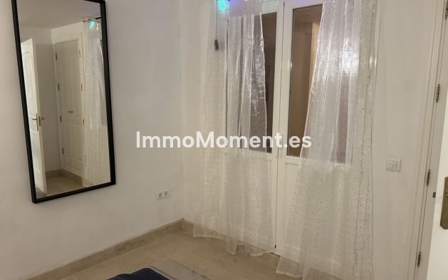 Resale - Apartment - Marbella - Elviria