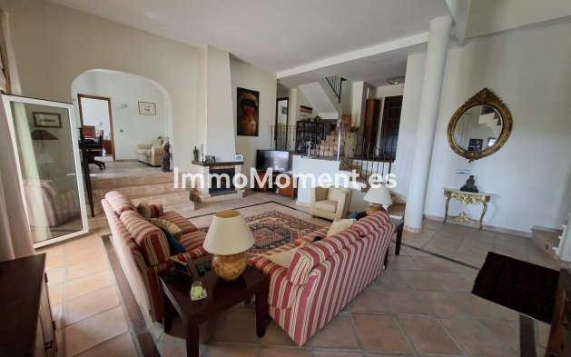 Reventa - Villa independiente - Manilva - La Duquesa