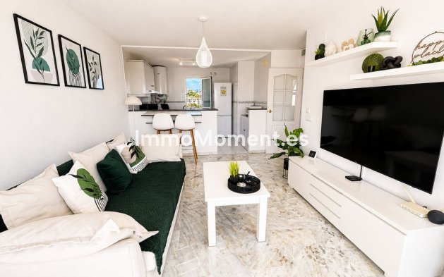 Resale - Apartment - Manilva - La Duquesa