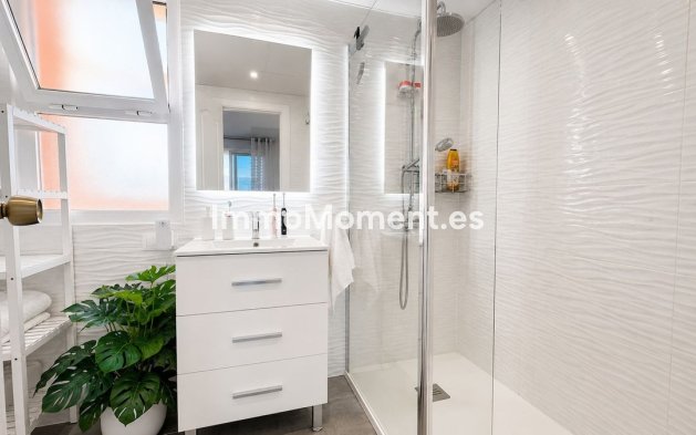 Resale - Apartment - Manilva - La Duquesa