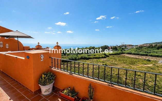 Resale - Apartment - Manilva - La Duquesa