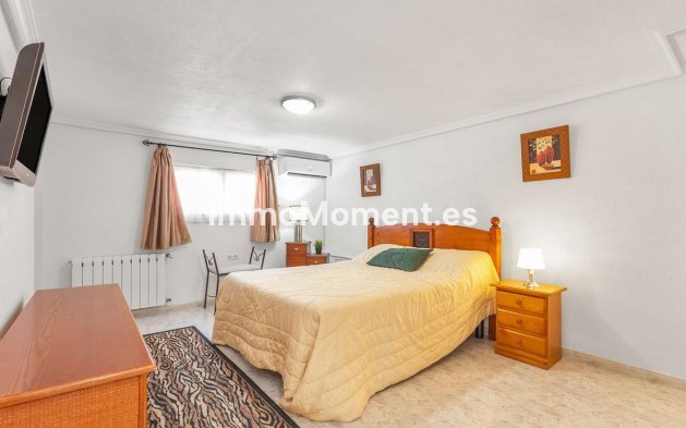 Revente - Villa individuelle - Torrevieja - Torrevieja Centro