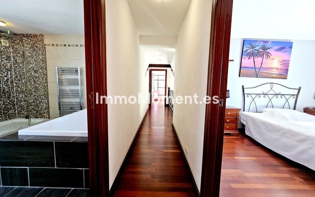 Bestaande woning - Vrijstaande villa - Estepona  - Estepona Centro