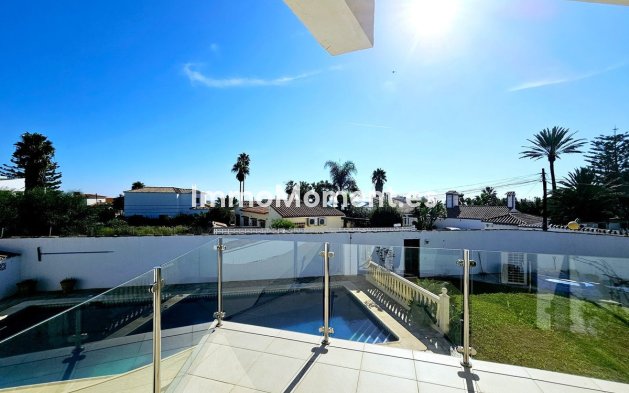 Bestaande woning - Vrijstaande villa - Estepona  - Estepona Centro