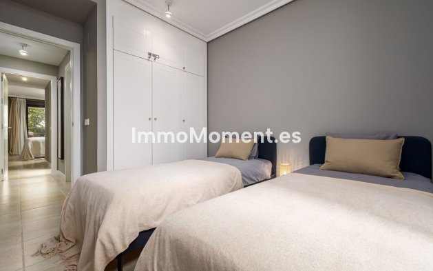 Reventa - Apartamento - Estepona  - Estepona Centro