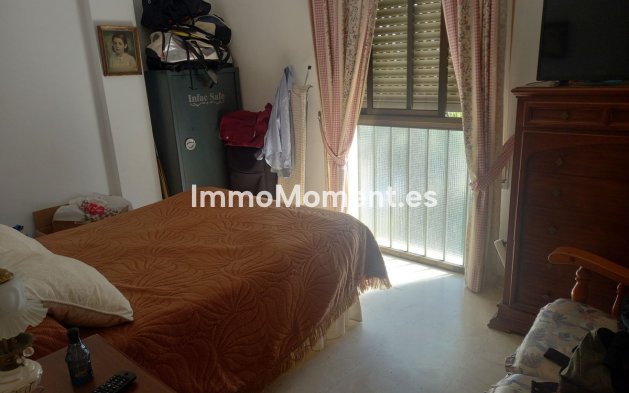 Revente - Villa individuelle - Estepona  - Estepona Centro