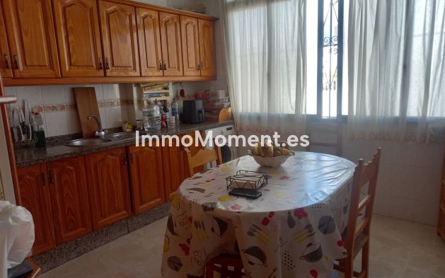 Revente - Villa individuelle - Estepona  - Estepona Centro