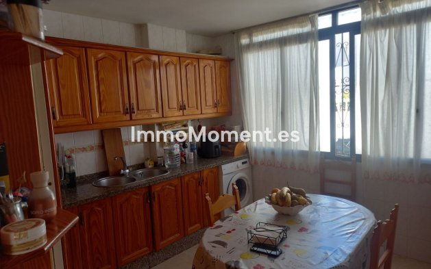 Revente - Villa individuelle - Estepona  - Estepona Centro
