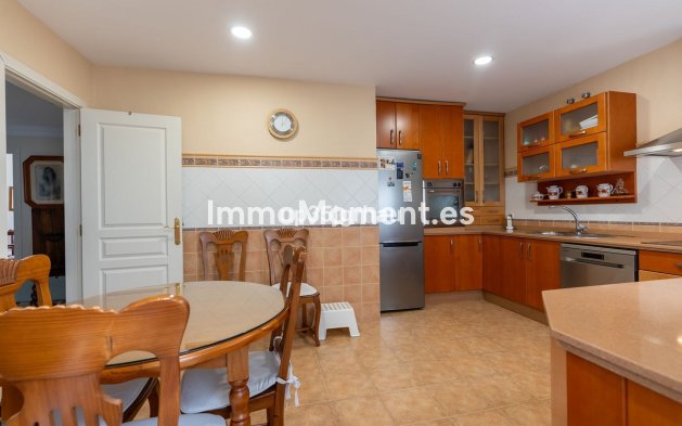 Reventa - Apartamento - Estepona  - Estepona Centro