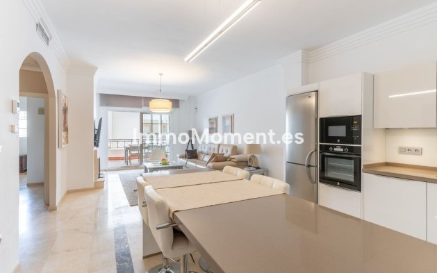 Revente - Appartement - Marbella - Nueva Andalucía