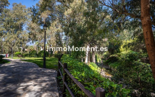 Revente - Appartement - Marbella - Nueva Andalucía