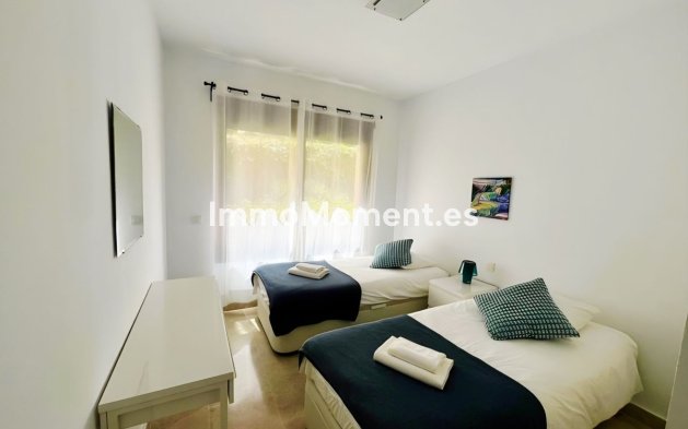 Resale - Apartment - Manilva - La Duquesa