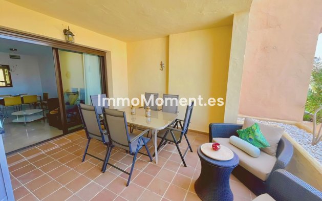 Resale - Apartment - Manilva - La Duquesa