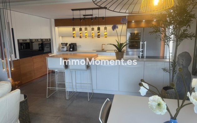 Resale - Apartment - Fuengirola - Fuengirola Centro