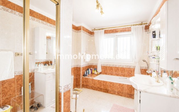 Bestaande woning - Vrijstaande villa - Marbella - Elviria