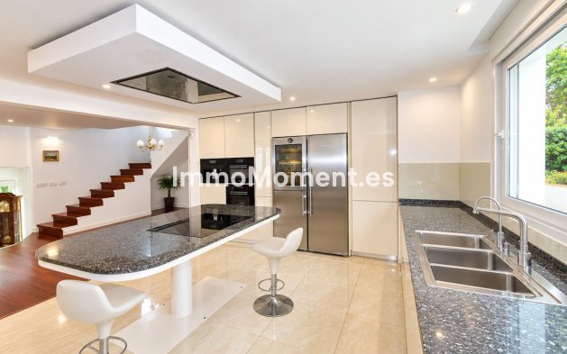 Wiederverkauf - Freistehende Villa - Marbella - El Rosario