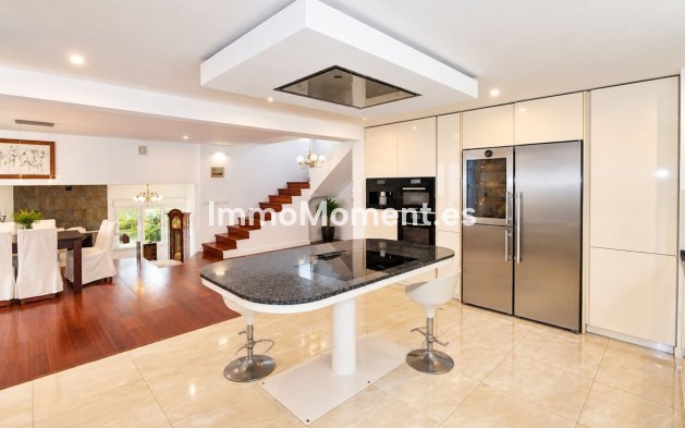 Wiederverkauf - Freistehende Villa - Marbella - El Rosario