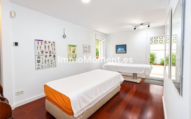 Wiederverkauf - Freistehende Villa - Marbella - El Rosario
