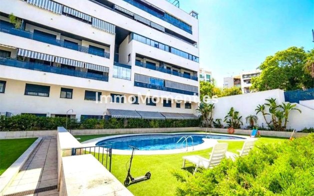 Reventa - Apartamento - Estepona  - Estepona Centro