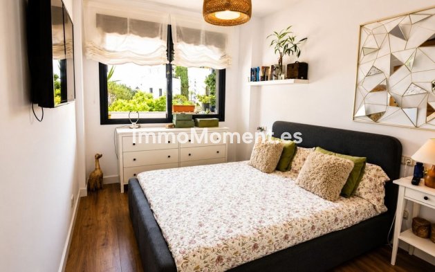 Reventa - Apartamento - Estepona  - Estepona Centro