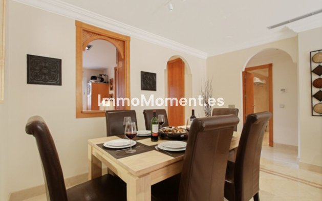 Revente - Appartement - Marbella - Nueva Andalucía