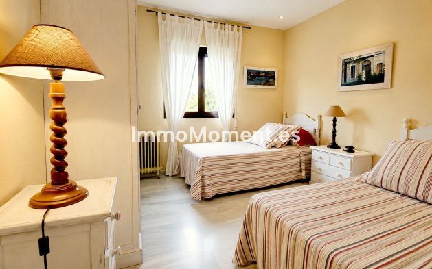 Revente - Appartement - Estepona  - Estepona Centro