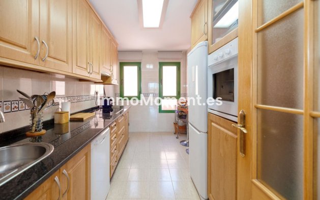 Resale - Apartment - Fuengirola - Fuengirola Centro