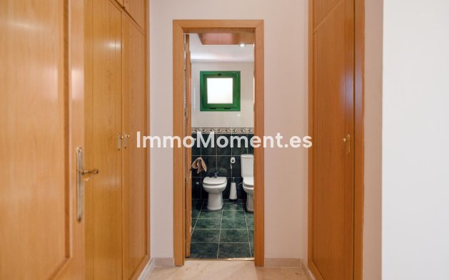 Resale - Apartment - Fuengirola - Fuengirola Centro