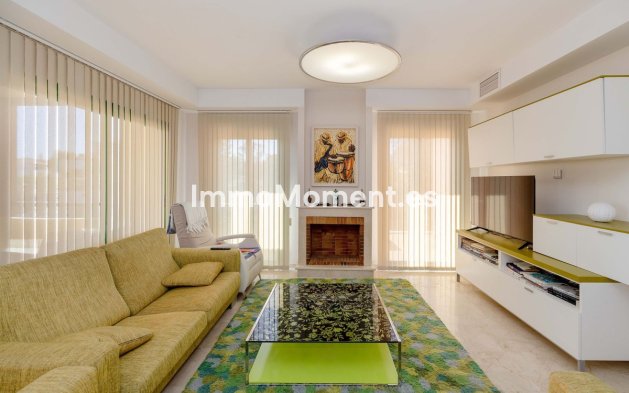 Resale - Apartment - Fuengirola - Fuengirola Centro