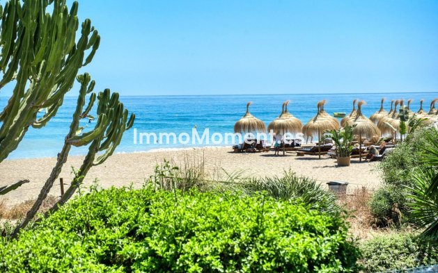 Reventa - Apartamento - Estepona  - Costalita
