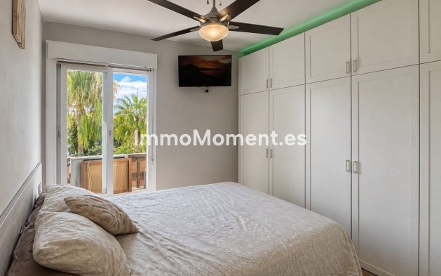 Resale - Apartment - Marbella - Nueva Andalucía