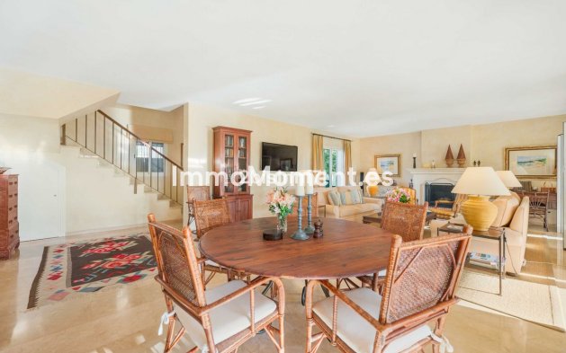 Wiederverkauf - Freistehende Villa - Marbella - Elviria