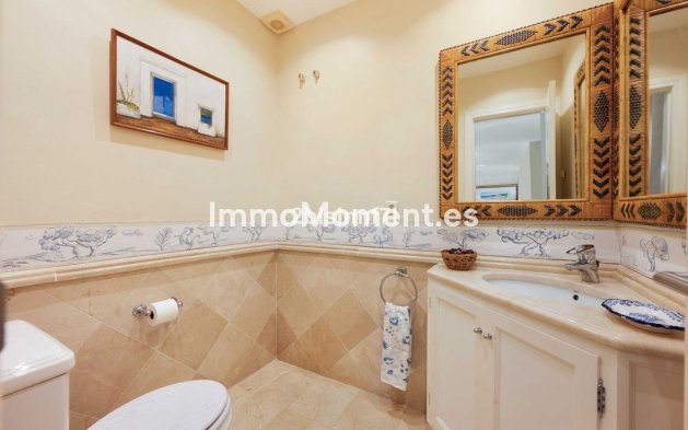 Wiederverkauf - Freistehende Villa - Marbella - Elviria