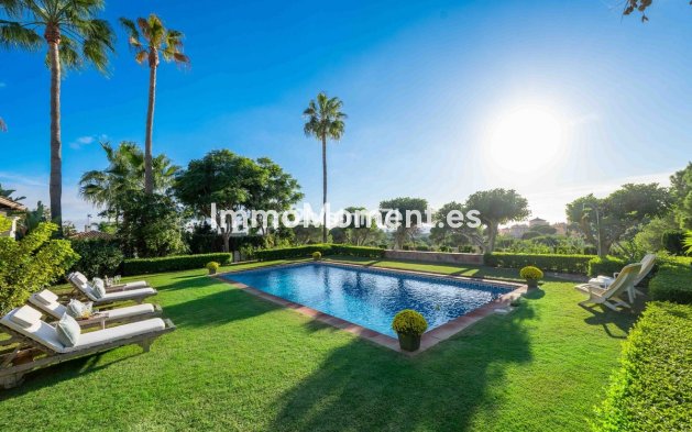 Wiederverkauf - Freistehende Villa - Marbella - Elviria