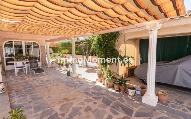 Reventa - Villa independiente - Orihuela - La Regia