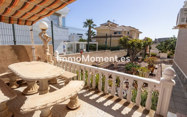 Reventa - Villa independiente - Orihuela - La Regia