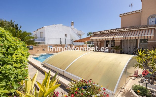Reventa - Villa independiente - Orihuela - La Regia